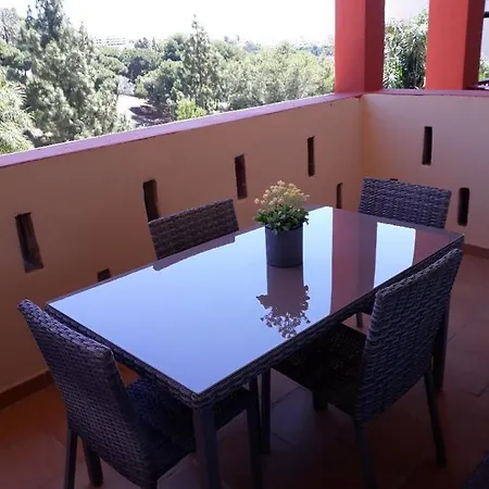 Apartment Hill View *